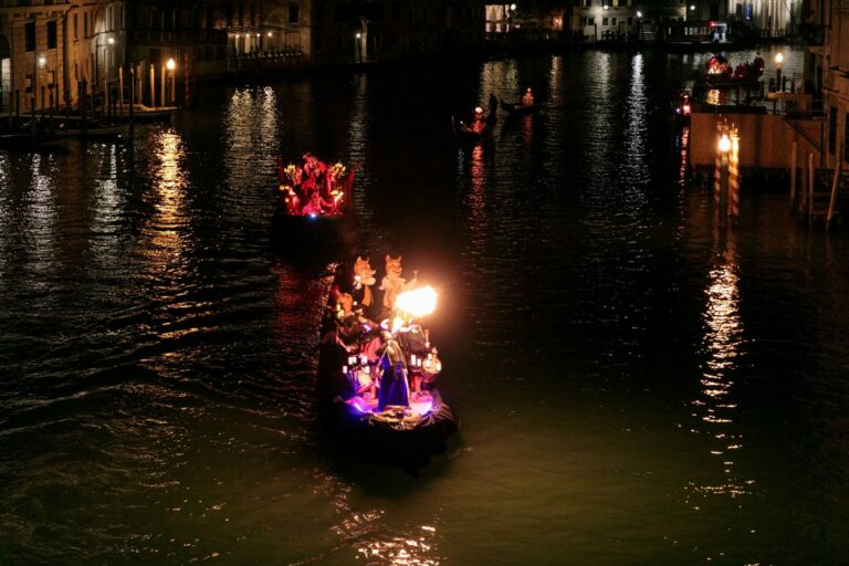 Eröffnungsparade Karneval von Venedig 2023